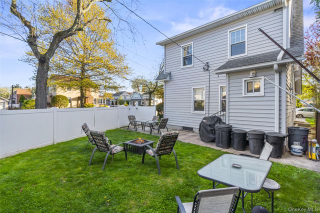 41 Rhodes Street, New Rochelle, NY 10801
