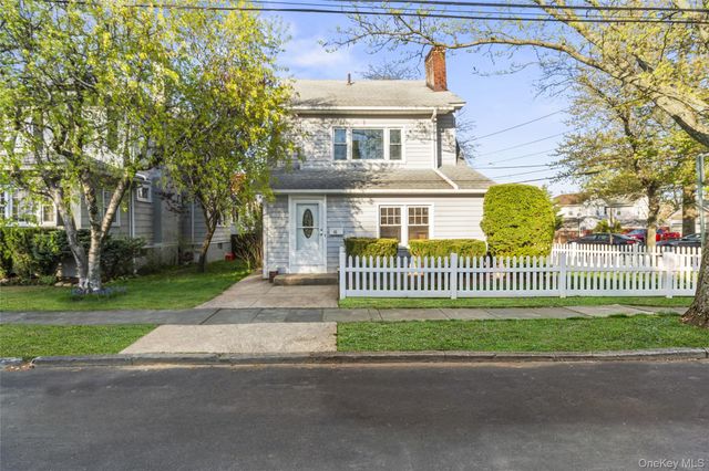 41 Rhodes Street, New Rochelle, NY 10801
