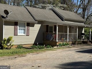896 Youngs Mill Road, Lagrange, GA 30241