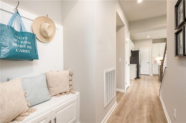 101 Roberta LOOP, Moyock, NC 27958