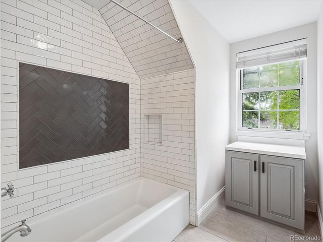 7332 S Ivanhoe Court, Centennial, CO 80112