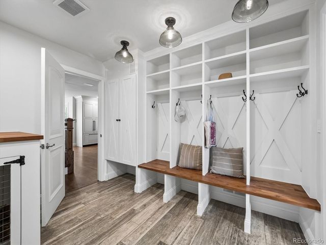 7332 S Ivanhoe Court, Centennial, CO 80112