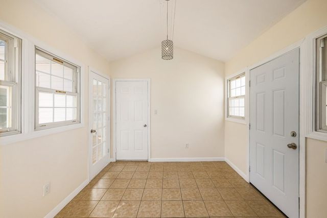 107 Bumble Bee Circle, Shrewsbury, MA 01545