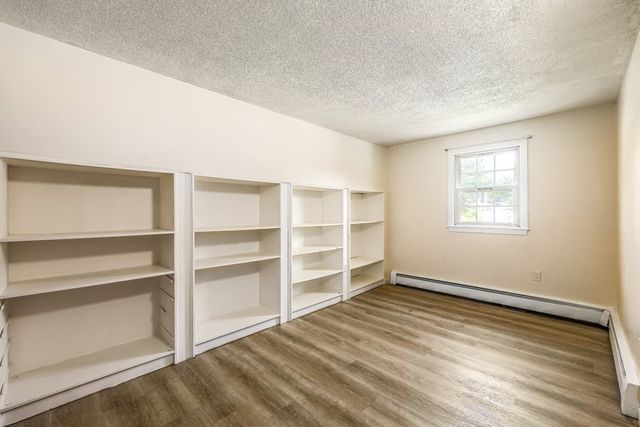 107 Bumble Bee Circle, Shrewsbury, MA 01545