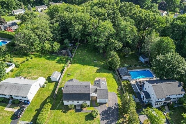 107 Bumble Bee Circle, Shrewsbury, MA 01545