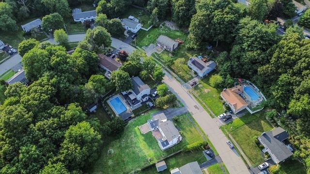 107 Bumble Bee Circle, Shrewsbury, MA 01545