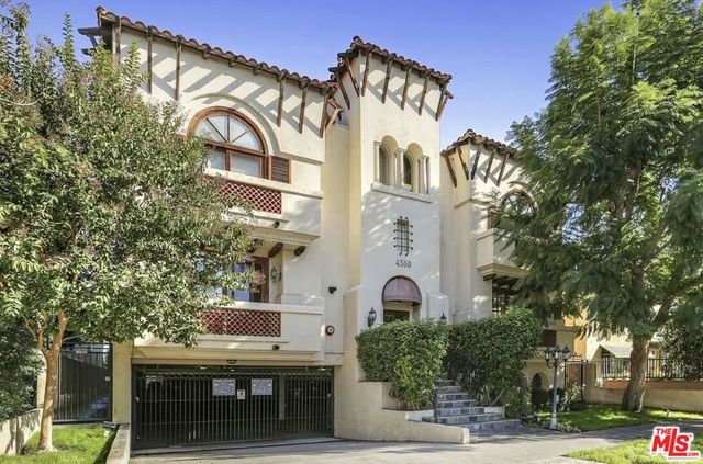 4360 Ventura Canyon Avenue 7, Sherman Oaks, CA 91423