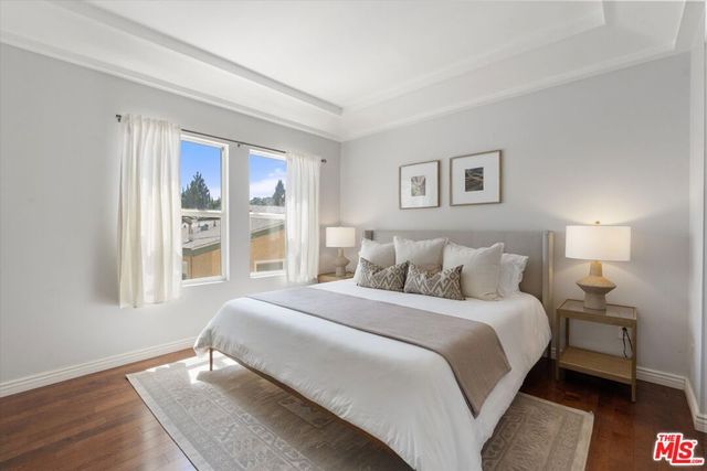 4360 Ventura Canyon Avenue 7, Sherman Oaks, CA 91423