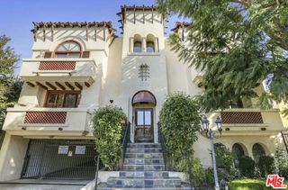 4360 Ventura Canyon Avenue 7, Sherman Oaks, CA 91423