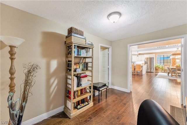 542 Radwick Drive, Las Vegas, NV 89110