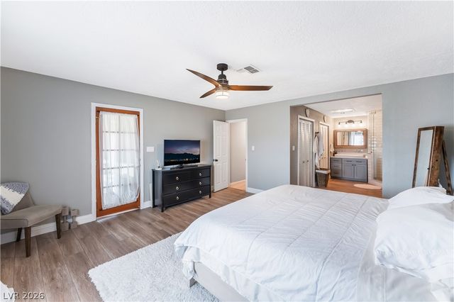542 Radwick Drive, Las Vegas, NV 89110