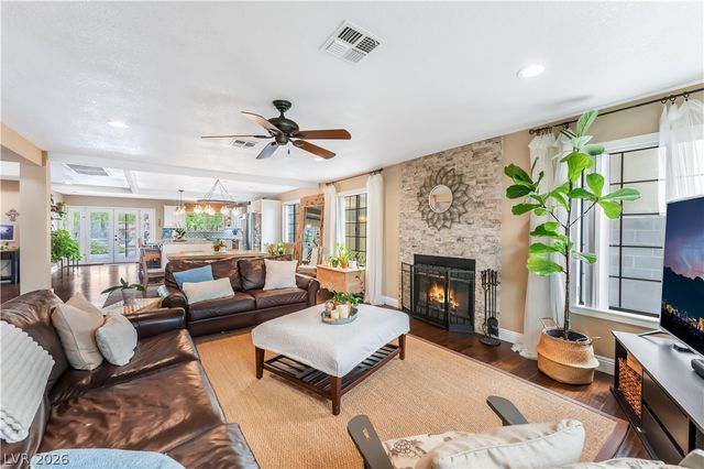 542 Radwick Drive, Las Vegas, NV 89110