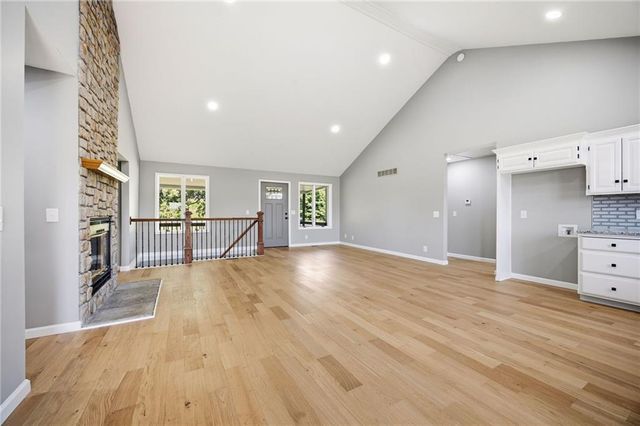 17409 Baxter Road, Lawson, MO 64062