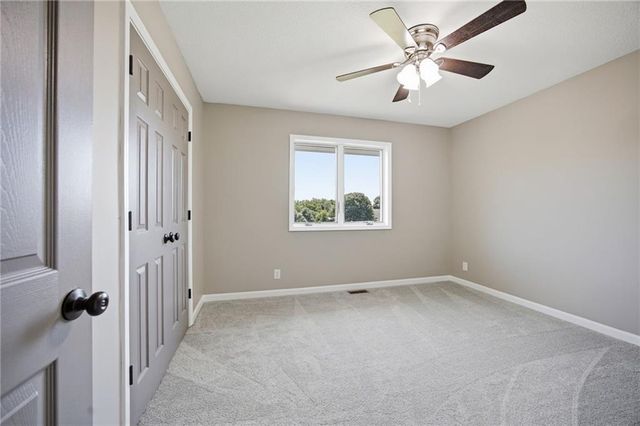17409 Baxter Road, Lawson, MO 64062