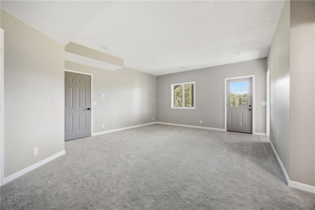 17409 Baxter Road, Lawson, MO 64062