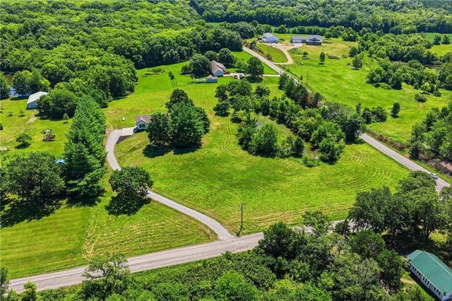 17409 Baxter Road, Lawson, MO 64062