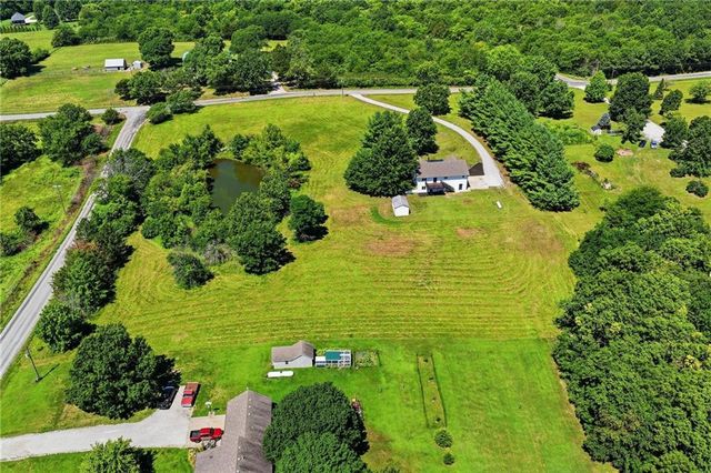 17409 Baxter Road, Lawson, MO 64062