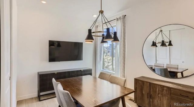 24704 E Kettle Court, Aurora, CO 80016