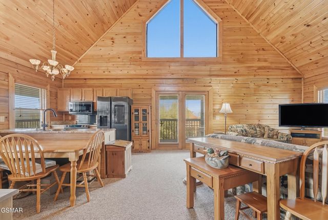 2028 Eagle Feather Drive, Sevierville, TN 37876