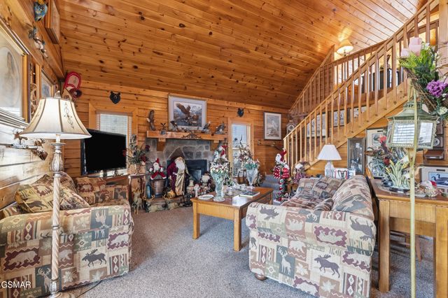 2028 Eagle Feather Drive, Sevierville, TN 37876