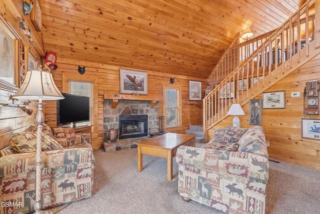 2028 Eagle Feather Drive, Sevierville, TN 37876