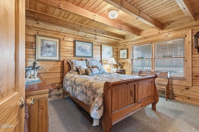 2028 Eagle Feather Drive, Sevierville, TN 37876