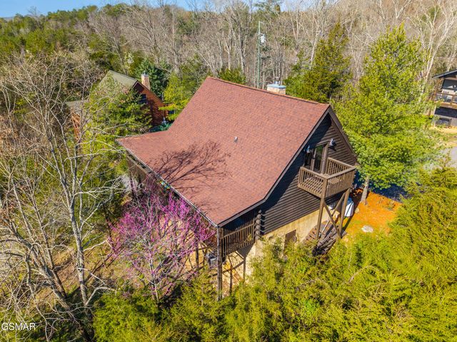 2028 Eagle Feather Drive, Sevierville, TN 37876