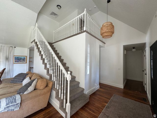 1986 N 100 E, Centerville, UT 84014