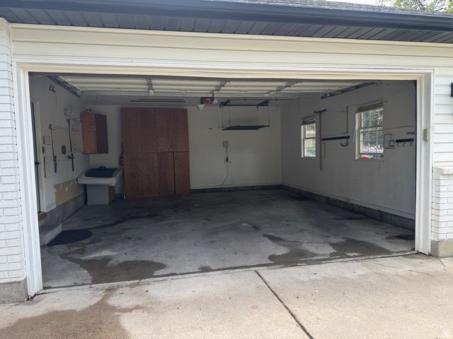 1986 N 100 E, Centerville, UT 84014