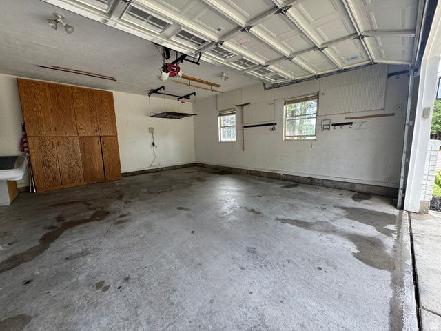 1986 N 100 E, Centerville, UT 84014