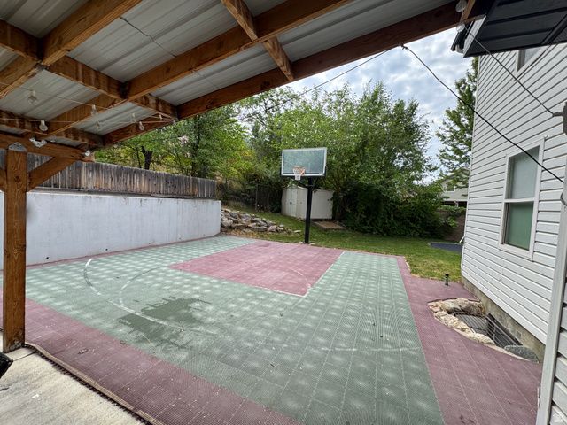 1986 N 100 E, Centerville, UT 84014