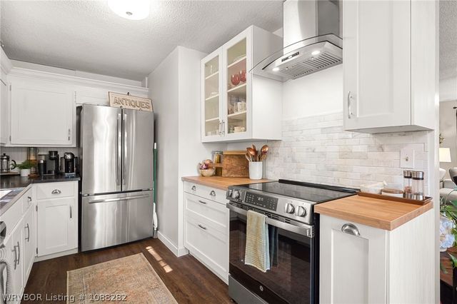 101 W El Paso Street, Greenwood, AR 72936