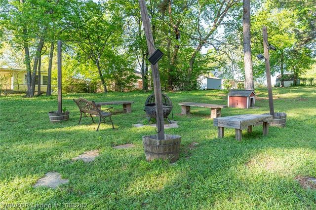 101 W El Paso Street, Greenwood, AR 72936