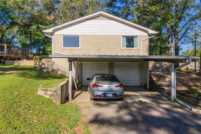 101 W El Paso Street, Greenwood, AR 72936