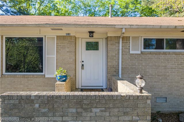 101 W El Paso Street, Greenwood, AR 72936
