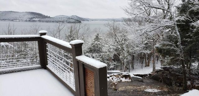 429 Point Mirage Road, Eureka Springs, AR 72631