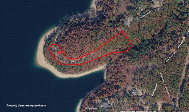 429 Point Mirage Road, Eureka Springs, AR 72631