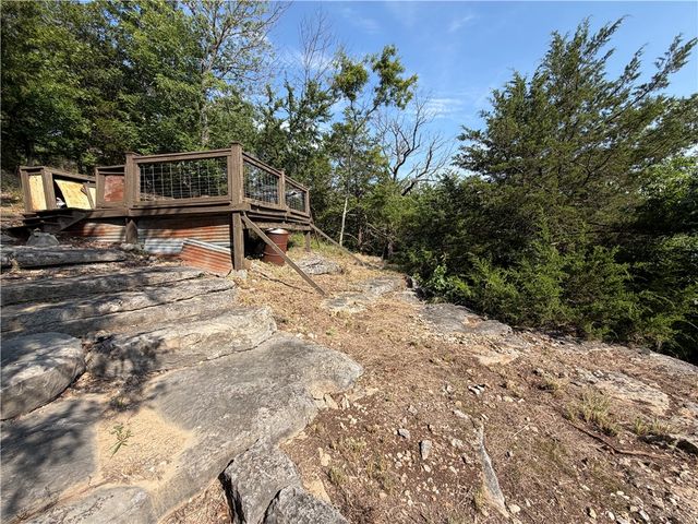 429 Point Mirage Road, Eureka Springs, AR 72631