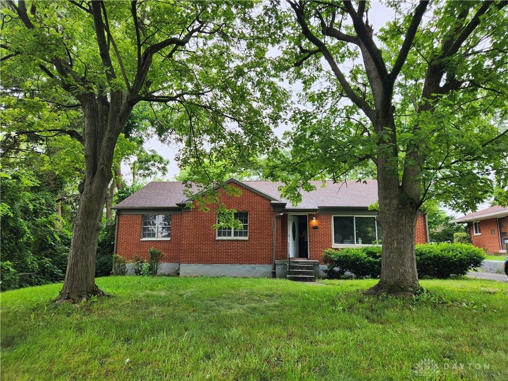 1623 Kensington Drive, Dayton, OH 45406