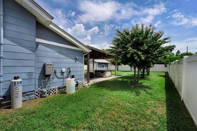 3421 IRIS STREET N, St Petersburg, FL 33704