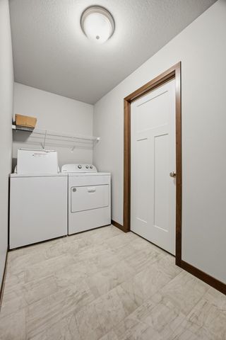 726 Prairie Avenue, Horace, ND 58047