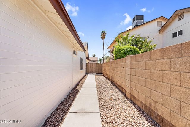 1310 E REDMON Drive, Tempe, AZ 85283