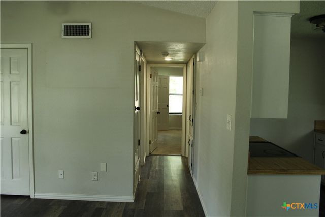 3414 Jewell Drive, Gatesville, TX 76528