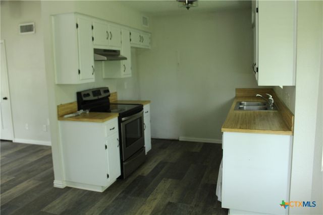 3414 Jewell Drive, Gatesville, TX 76528