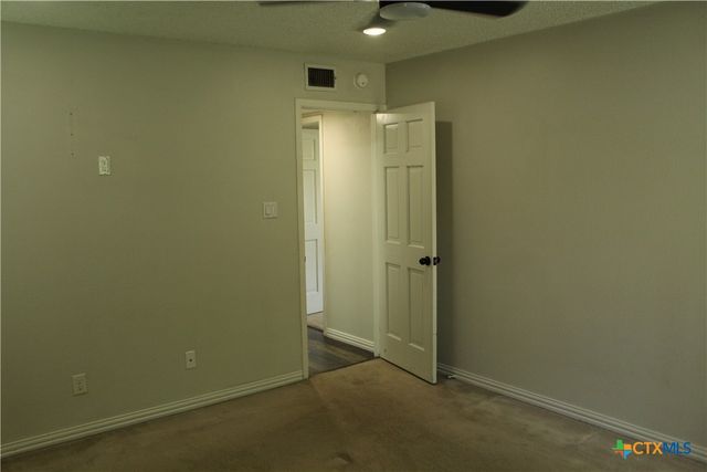 3414 Jewell Drive, Gatesville, TX 76528
