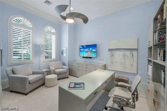 2048 Isla Vista LN E, Naples, FL 34105