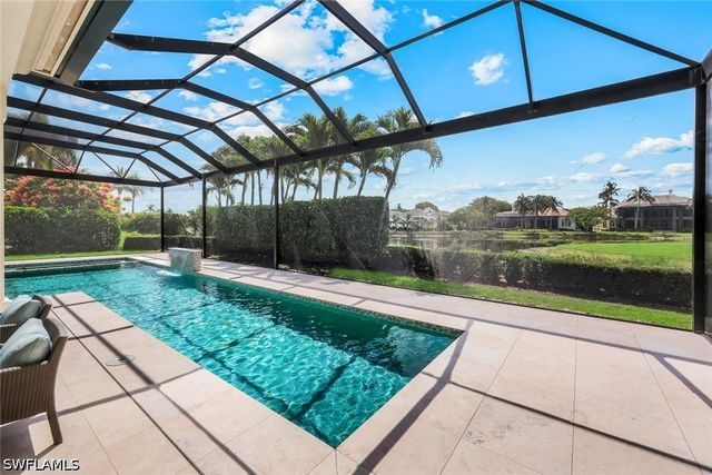 2048 Isla Vista LN E, Naples, FL 34105