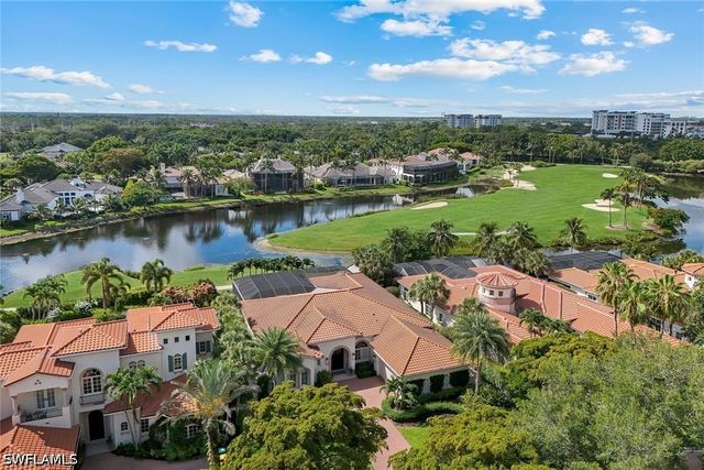 2048 Isla Vista LN E, Naples, FL 34105