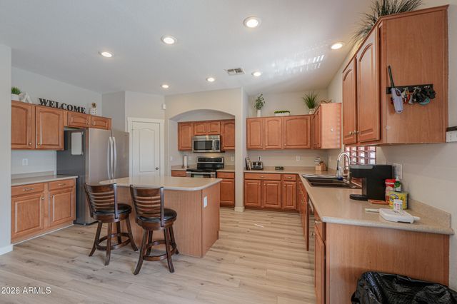 22571 N VAN LOO Drive, Maricopa, AZ 85138