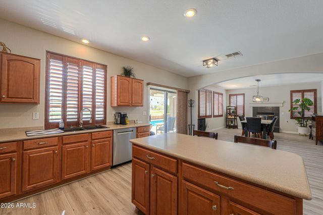 22571 N VAN LOO Drive, Maricopa, AZ 85138